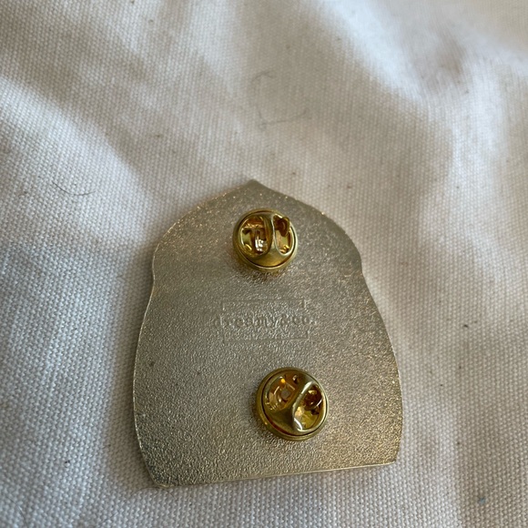 Bookish enamel Pin - Picture 2 of 2